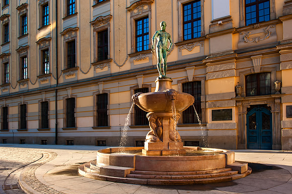 Wroclaw - The Naked Fencer by  Hugo Lederer