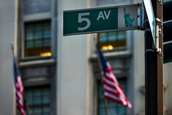 New York City - Fifth Avenue Street Sign