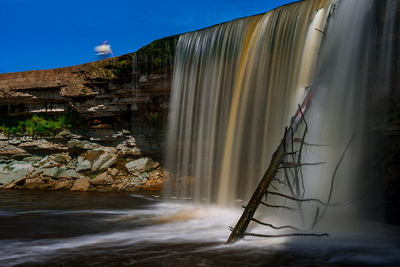Tallinn - Jagala falls in Laheema National Park
