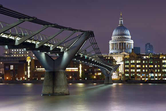 London - Millennium Bridge