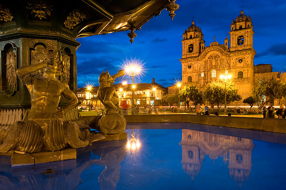 Cusco - Iglesia la Compaña de Jesus in Plaza de Armas