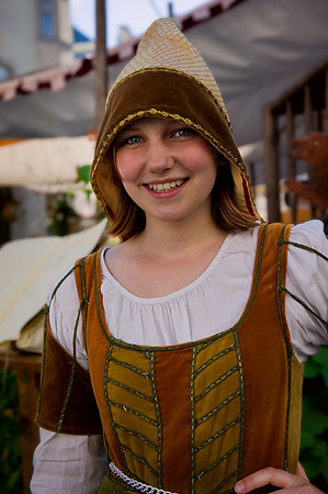 Tallinn - Woman in Olde Hansa