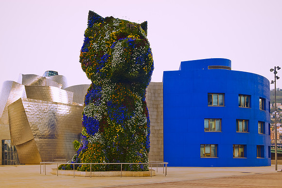 Bilbao - Puppy by Jeff Koons