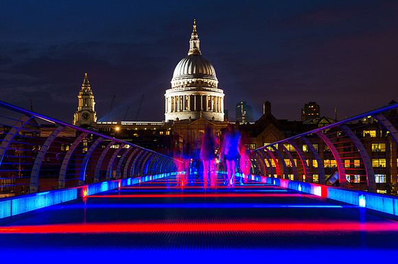 London - St. Paul's Cathedral and the Millennium Bridge